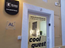 Cool Guest House, hotell i Elvas