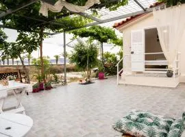 Sea View Residence