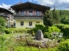 Golfapartment CINDERELLA, hotel con estacionamiento en Oberhaus