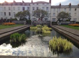 Admiral Hotel，斯卡布羅的飯店