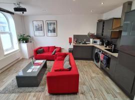Smart Town Centre Apartments, hotel in Northampton