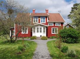 Villa Vilan - Countryside Lodging, hotel con bañera de hidromasaje en Skillingaryd