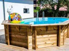 Dom Belona z prywatnym podgrzewanym basen i jacuzzi