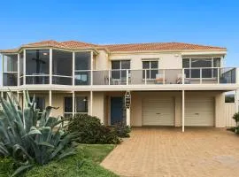Hayman - Aldinga Beach - C21 SouthCoast Holidays