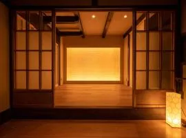 CAMPTON Higashiyama Roku