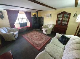 Ayers Burra - Historical 1851 Cottage, place to stay in Burra
