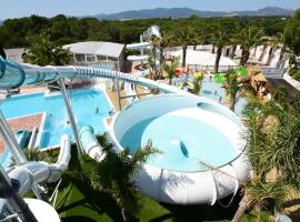 Camping Resort La Baume La Palmeraie, hôtel à Fréjus