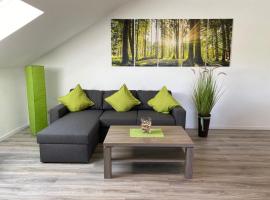 Ferienwohnung Frieda mit überdachtem Balkon, apartamento em Winterberg