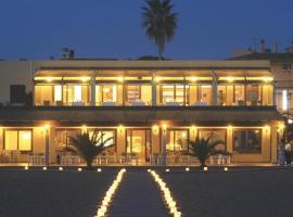 Residence Lido Chelo: Bosa Marina'da bir otel