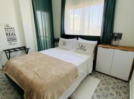 Simple One bedroom flat in Engomi, hotell sihtkohas İncirli
