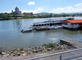 Ferienbungalow Tinka, camping em Štúrovo