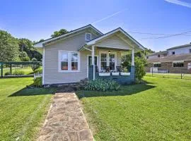 Cozy Damascus Cottage with Porch and Trail Access!