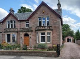 Glencoe House Inverness, מלון באינברנס