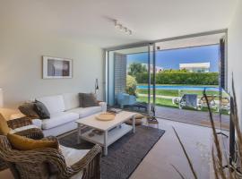 Blue Villa H - Sagres - 10 min walk to the beach，位于萨格里什的酒店