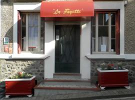 Hôtel Le Lafayette, hotel v destinaci Chavaniac-Lafayette