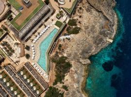 Six Senses Ibiza, hotel a Portinatx