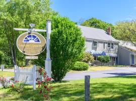 Captains Quarters Motel & Conference Center, motel en Eastham