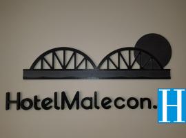 Hotel Malecon, hotel v destinaci O Barco de Valdeorras