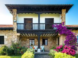 ¡Nuevo! Espectacular casona a 50 metros de la Colegiata, hotel in Santillana del Mar