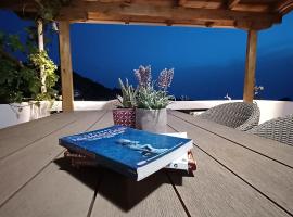 SYNNEFO - Home in the clouds, hotel v destinaci Exanthia