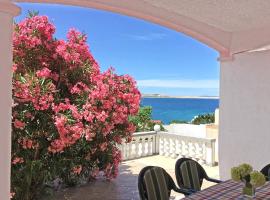Apartment Coral, hotell sihtkohas Metajna