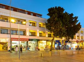 Cesurlar Hotel, Bed & Breakfast in Çeşme