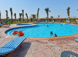 لافونتين البحيرة, курортний готель у місті Ель-Хубар