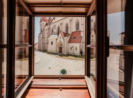 Apartmány Staré Město, hotel in Znojmo