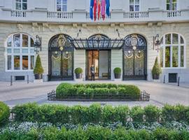 Viesnīca Mandarin Oriental Ritz, Madrid Madridē, netālu no apskates objekta Prado Museum