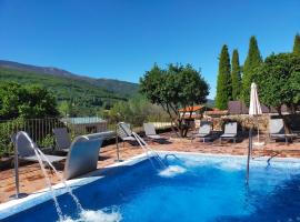 Aura del Jerte, hotel v destinaci Jerte