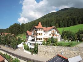 Turmhotel Gschwendt, hotel a Valle Di Casies