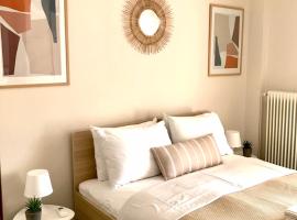 Navarino Apartment, hotel in Pylos