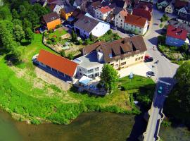 Landgasthof zum Hirschen, vacation rental in Tauberrettersheim
