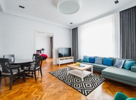 Spacious RiverViews Apartment near Piata Unirii