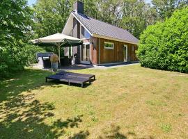 Enticing Holiday Home in Reutum with Sauna, vakantiehuis in Weerselo