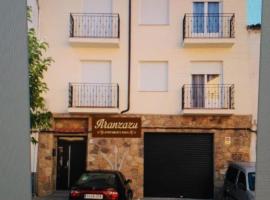 APARTAMENTOS TURISTICOS ARANZAZU, cheap hotel in Losar de la Vera