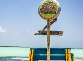 Beach Studio Flaka at Lac Bay