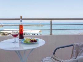 Sole Mare Seaside Apartments, hotel em Gouves