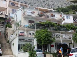 Apartments Gabi, hotel u gradu Omiš