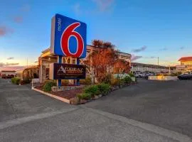 Motel 6-Fort Bragg, CA