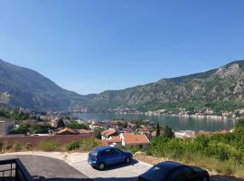 Apartment Marta 2, ξενοδοχείο στο Κότορ