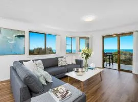 Shoreline 6 with Ocean Views To See The Whales