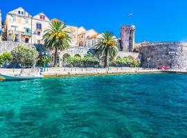A1 - luxury apt in center just 5min from beach, khách sạn sang trọng ở Đảo Korčula