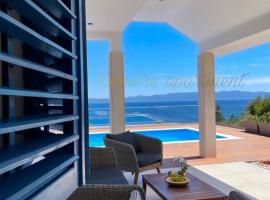 Seaview pool apartment-Lumière, Island Hvar-Gdinj, hôtel à Visoka