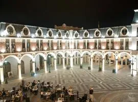Piazza Four Colours