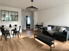 Superbe appartement rénové et tout confort à Brest, hotel cerca de Brest Arena, Brest