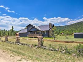 Whispering Hollow Lodge on Greer Main St!, resort de esqui em Greer