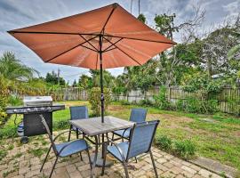 Charming Port Orange Home - Walk to Beach!, Hotel in Port Orange