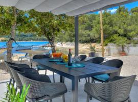 Holiday house KIM, hotel din Kali