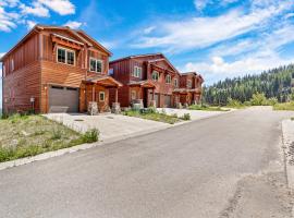 Mountainside Chalet, hotel u gradu Sandpojnt
